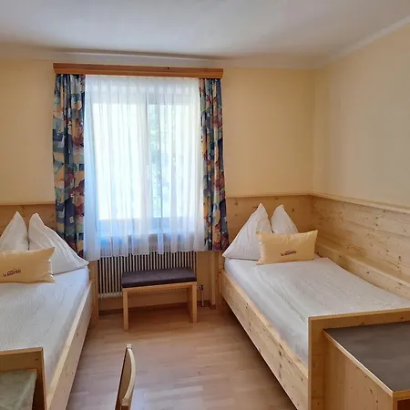 Πανσιόν Zur Donaubruecke