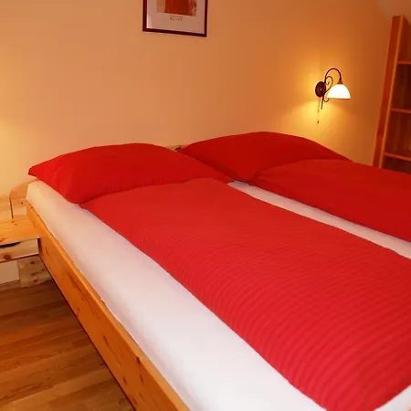 Zur Donaubruecke Ardagger Markt