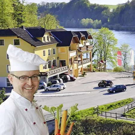 Zur Donaubruecke Πανσιόν Ardagger Markt