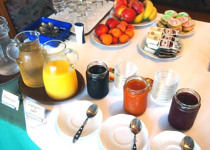 Zur Donaubruecke Ardagger Markt