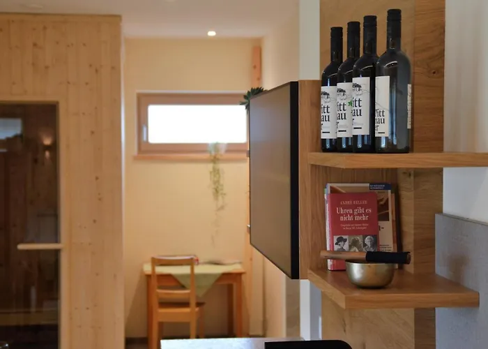 Zur Donaubruecke Guest house