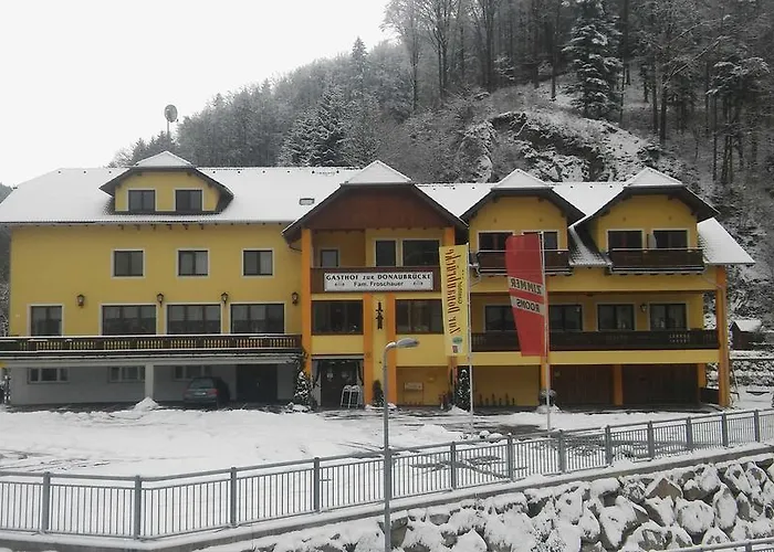 Zur Donaubruecke Guest house 3*