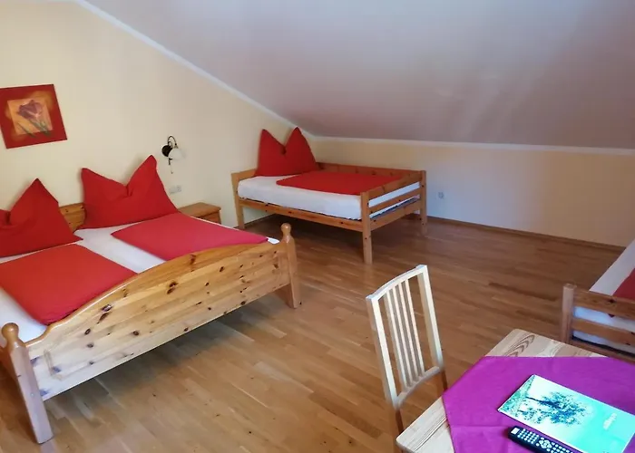 Zur Donaubruecke Guest house Ardagger Markt